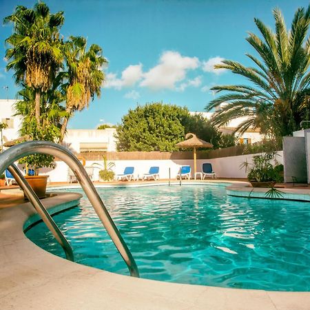 Hotel Martorell By Mhr Colonia de Sant Jordi ภายนอก รูปภาพ
