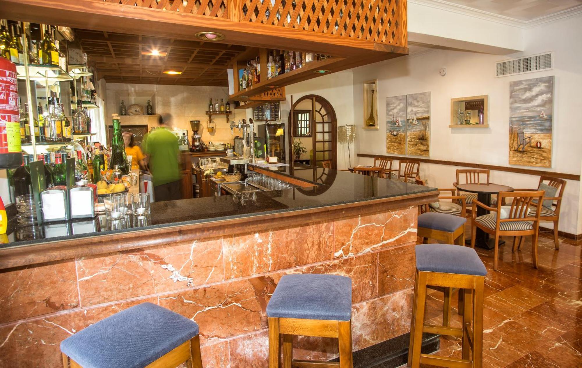 Hotel Martorell By Mhr Colonia de Sant Jordi ภายนอก รูปภาพ
