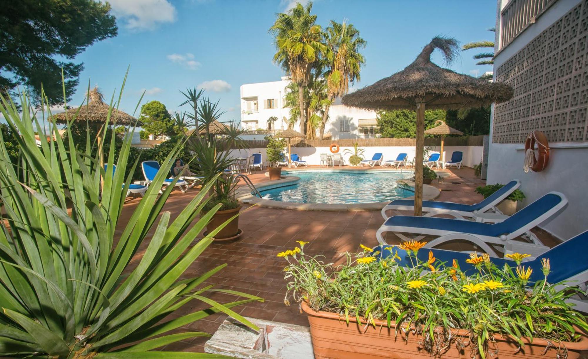 Hotel Martorell By Mhr Colonia de Sant Jordi ภายนอก รูปภาพ