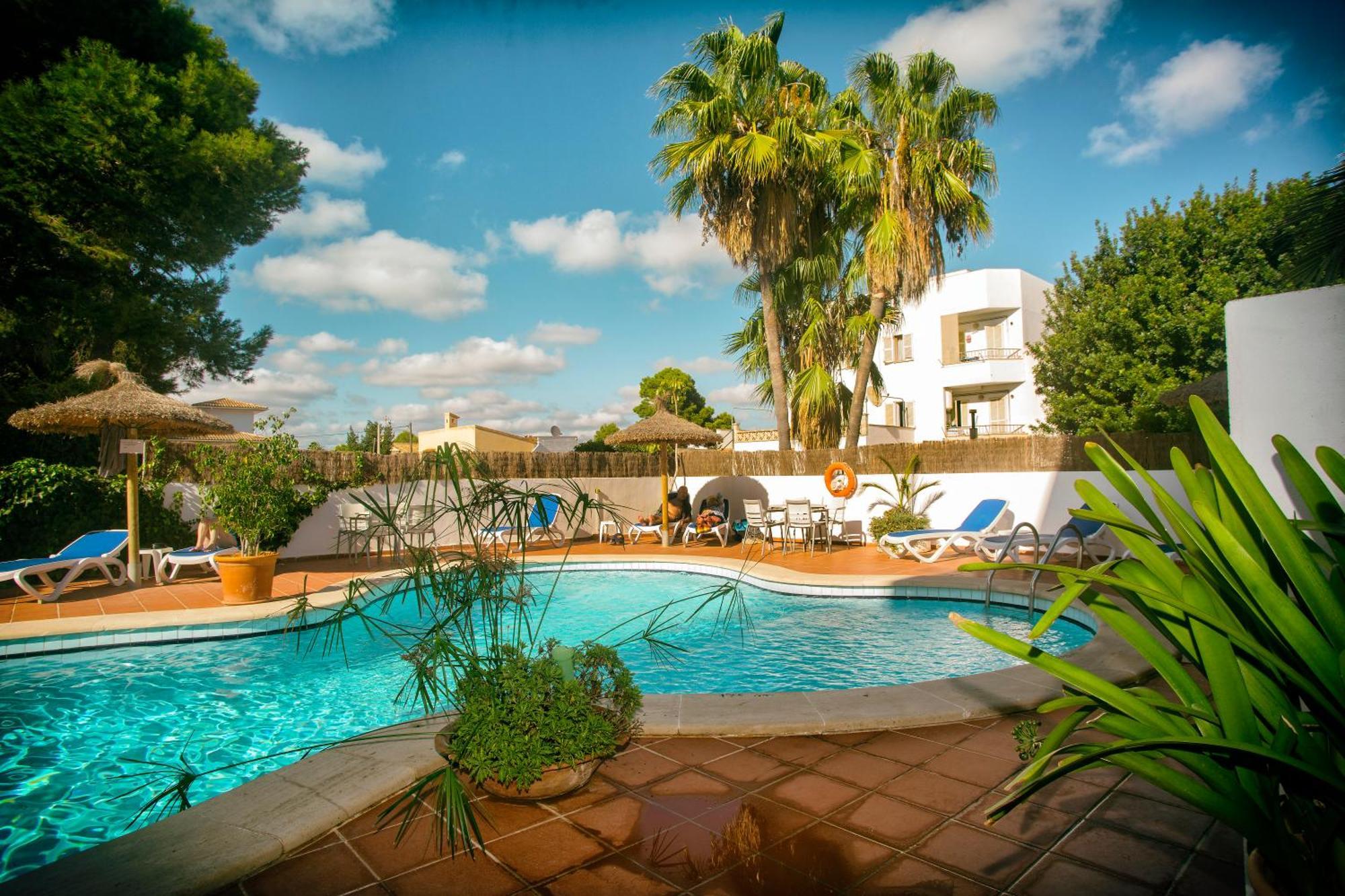 Hotel Martorell By Mhr Colonia de Sant Jordi ภายนอก รูปภาพ