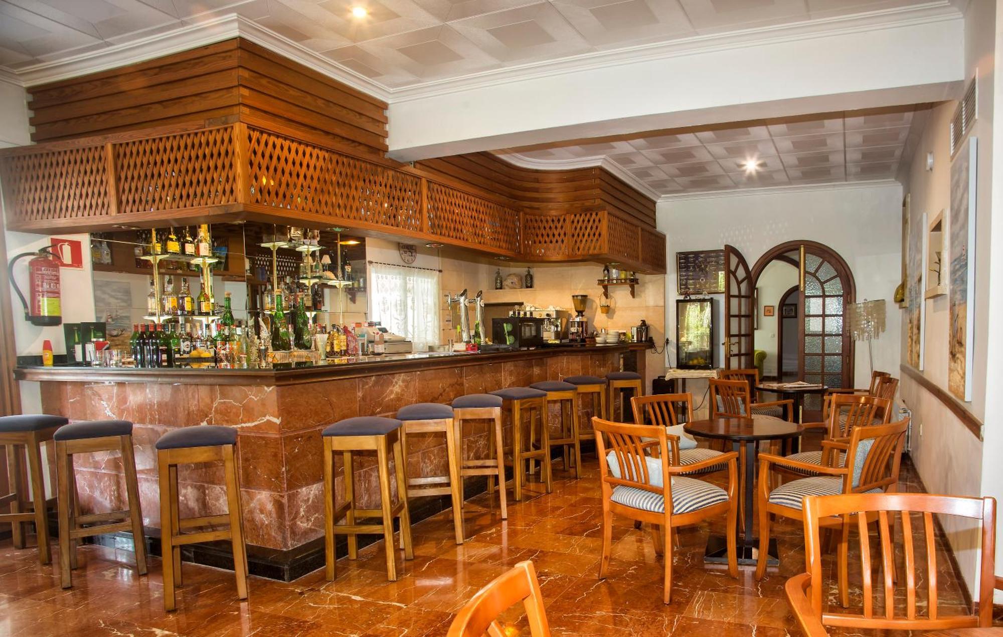 Hotel Martorell By Mhr Colonia de Sant Jordi ภายนอก รูปภาพ