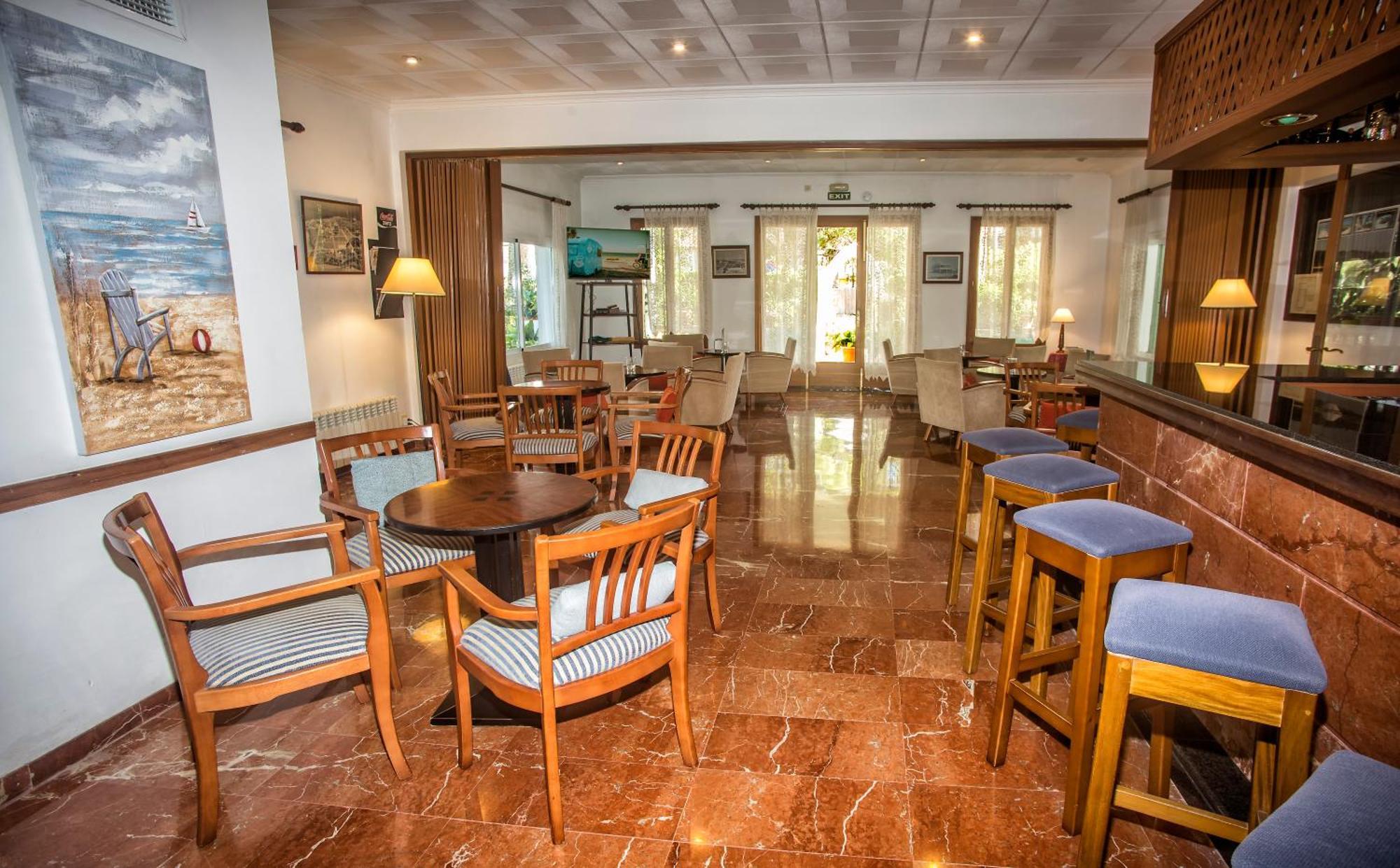 Hotel Martorell By Mhr Colonia de Sant Jordi ภายนอก รูปภาพ