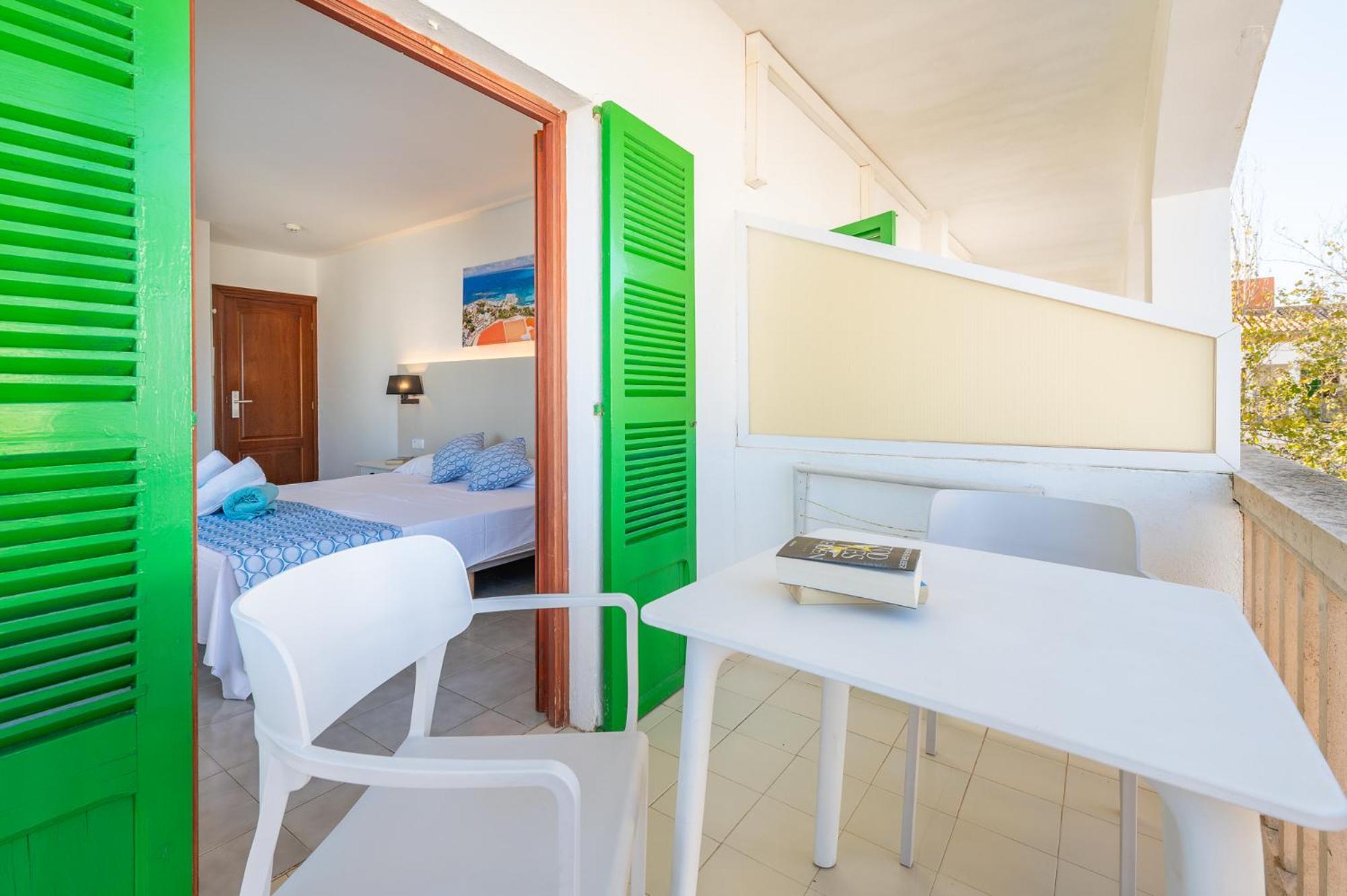 Hotel Martorell By Mhr Colonia de Sant Jordi ภายนอก รูปภาพ