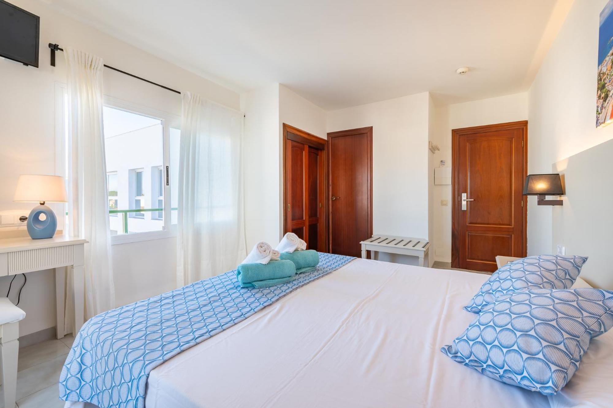 Hotel Martorell By Mhr Colonia de Sant Jordi ภายนอก รูปภาพ